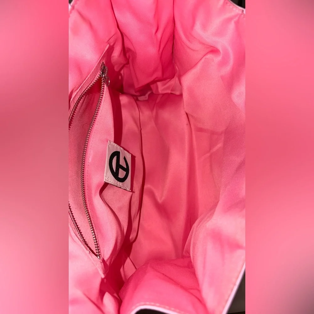 Telfar Medium Shopping Bag – Cotton Candy Pink - Picture 7 of 10